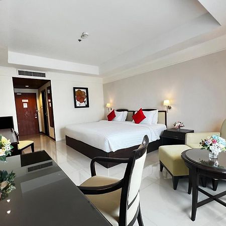 Hotel Mercure Chiang Mai Zewnętrze zdjęcie